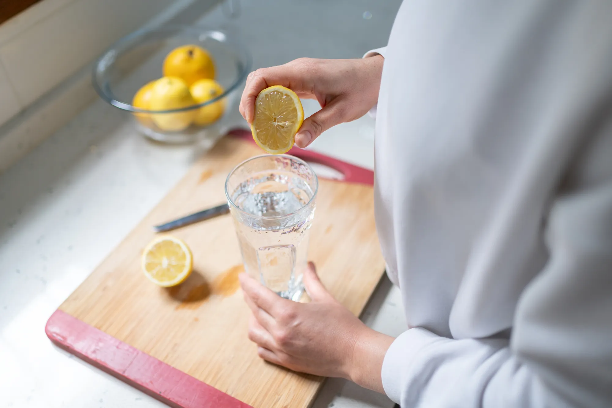 The Surprising Benefits of Lemon in Your Daily Routine